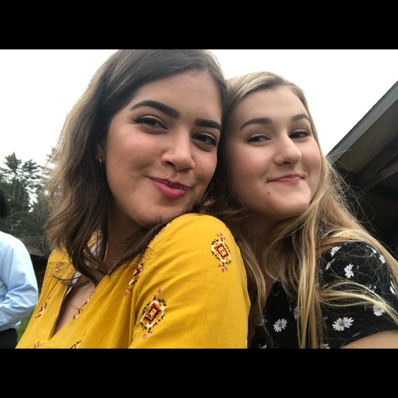 Meet your Posher, Ashley - Picture 1 of 1